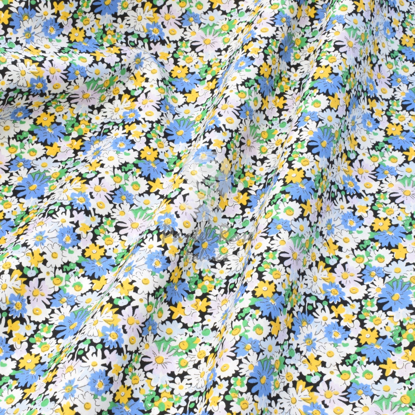 Daisies lightweight thin cotton fabric by half metre | 140cm wide