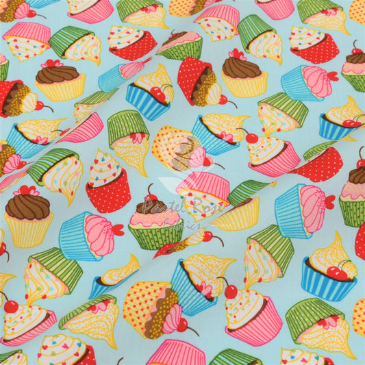 Cupcakes 100% cotton fabric by half metre | 112cm wide