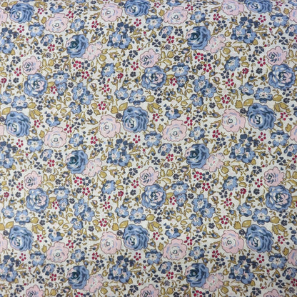 Stoff mit Piratenschädel, 100 % Baumwolle, halber Meter | 147 cm breit