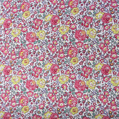 Stoff mit Piratenschädel, 100 % Baumwolle, halber Meter | 147 cm breit